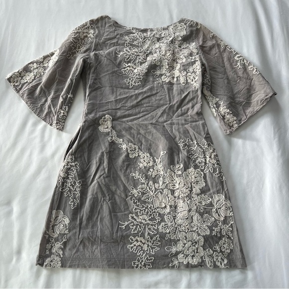 Sweet Sinammon Grey Linen Blend Floral Embroidered Mini Sheath Dress - Picture 2 of 4